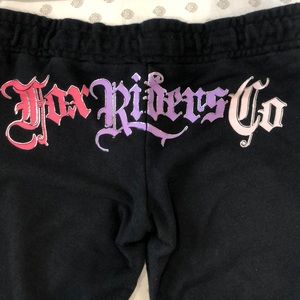Fox girls riders co crop sweatpants black pink purple silver fox head